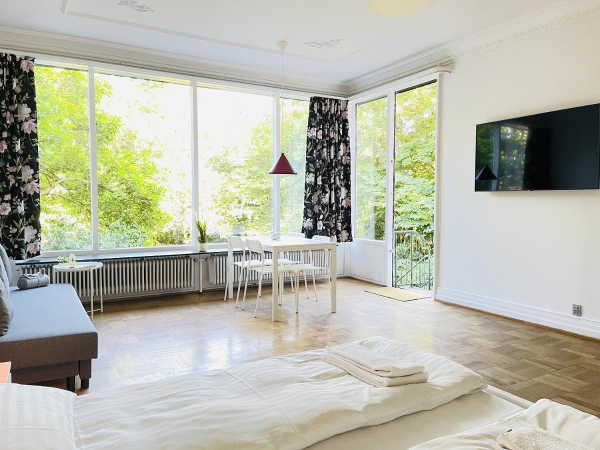Aday - Aalborg Mansion - Studio With Terrace And Garden ภายนอก รูปภาพ